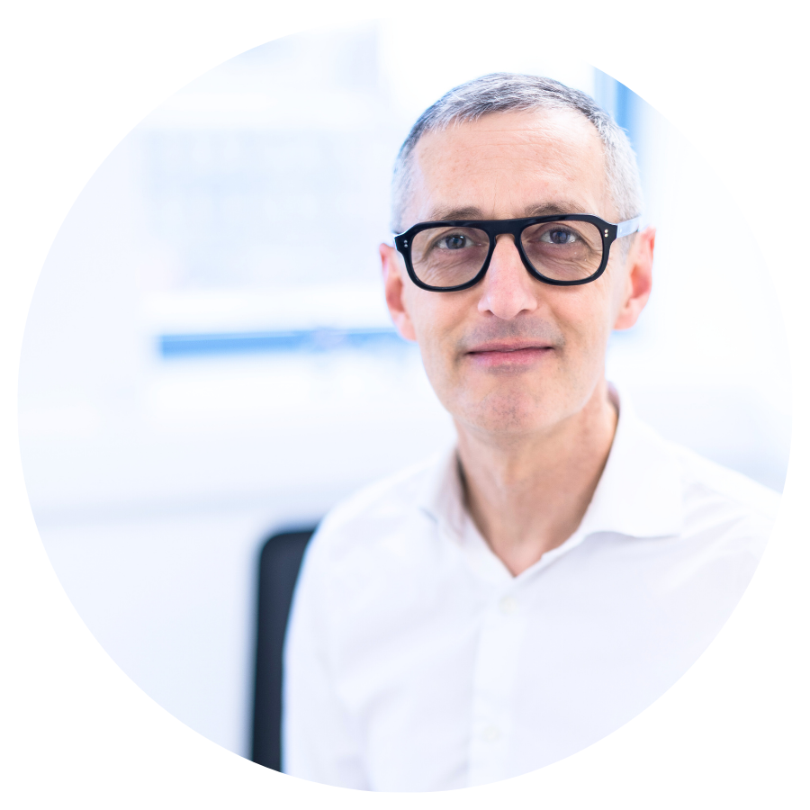 Aurélie Tasiemski en pleine manipulation